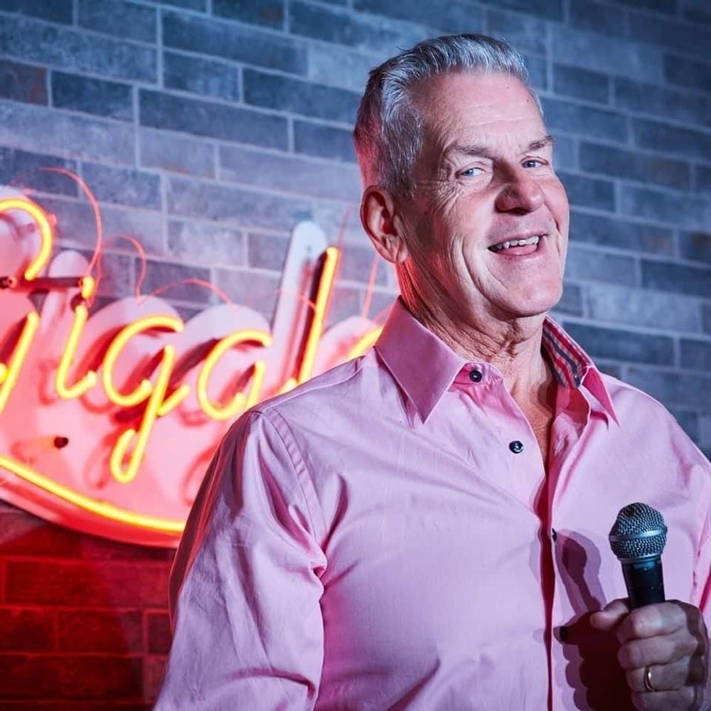 Giggles Comedy Club