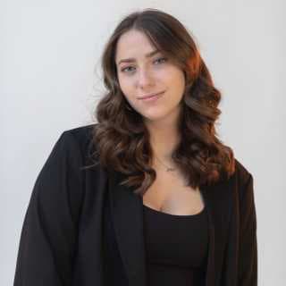 Julia Leahy